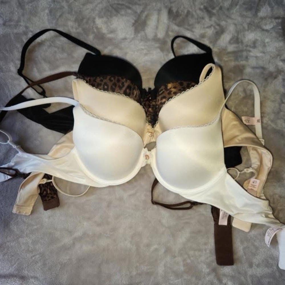 Victoria's Secret Bra lot- Black, Leopard, nude, white 32B. NWOT!